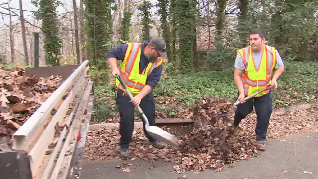 T 375af106628745668c81e39c70fc45e3 name mtn flood preps frame 1923.jpeg