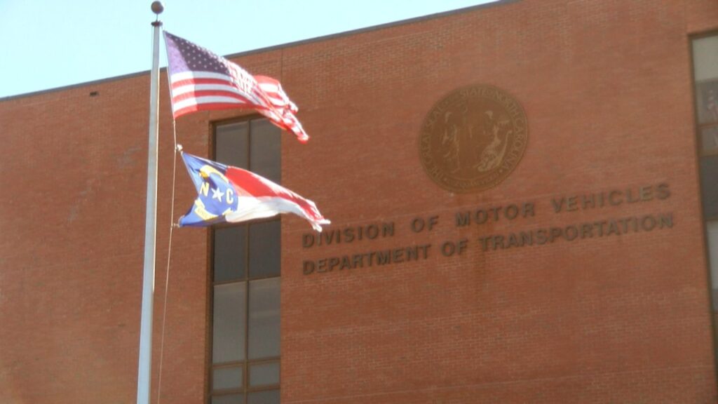 DMV staffing struggles continue in NC despite raise and bonuses Dylcufvu8aaune5 1548876385408 69607291 ver1.0 1.jpg