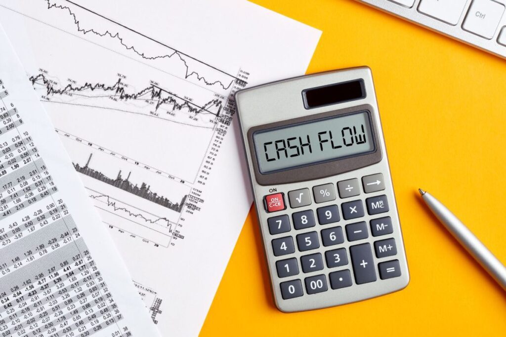 Ways to bridge a cash flow gap in your small business 2.jpg